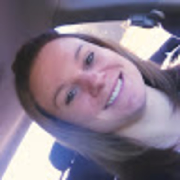 Meet your Posher, Heather - Picture 1 of 1